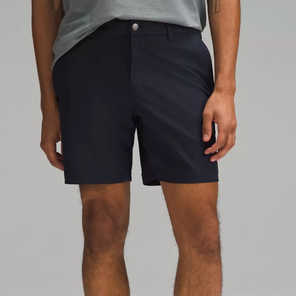 Lululemons Mens' NAVY ABC Classic-Fit SHORT *Warpstreme 30" Waist by 7" LENGTH